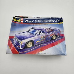Revell 1/25 Chevy S-10 Lowrider 85-2569 Parts Kit Bash Engine Block Motor