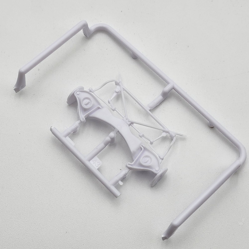 Revell 1/25 85 Oldsmobile 442/FE3-X 85-4446 Parts A Arms Front End Suspension