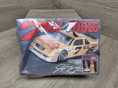 MONOGRAM 1:24 LUMINA MAC TOOLS HARRY GANT NASCAR MODEL KIT READ!!!
