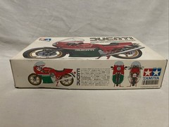 Tamiya 1:12 Scale Ducatil 900 Mike Hailwood Replica Model Kit # 14019 – New ￼