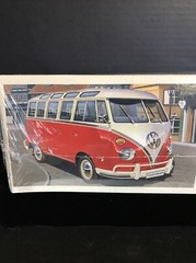 HASEGAWA 21210 VOLKSWAGEN 1963 TYPE 2 MICRO BUS MODEL KIT-NIB-1:24 SCALE