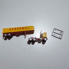Con-Cor #1002 HO Scale Stevens Trucking Tractor W/ Dump Trailer Boxed