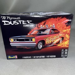 Revell 14528 70 Plymouth Duster Model car assembly kit 1:24