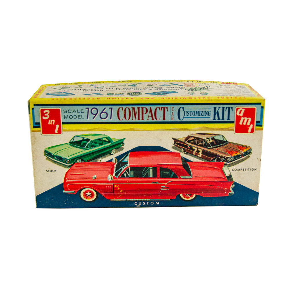 Sealed AMT K-6061 Pontiac Tempest 1961 Compact Customizing 1:25 Scale Model Car