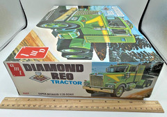 Vintage AMT Diamond Reo Tractor 1/25 Model Kit T537 Semi Truck 1972 Instructions