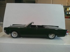 AMT 1961 Lincoln Continental Convertible Built model 1/25 Read Description