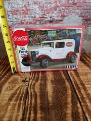 MPC -1/25 scale- 1932 Ford Sedan -Delivery Truck -Coca-Cola , New model kit