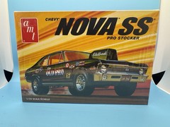 NEW AMT 1972 Chevy Nova Ss Pro Stocker “Old Pro” Plastic Model Kit 1:25 Scale