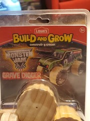 Grave Digger Monster Jam Wooden Truck Kit Lowes Build & Grow 2014 New Old Stock
