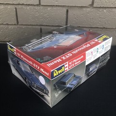 Vintage 1/25 REVELL ’67 PLYMOUTH GTX HEMI NEW OLD STOCK FACTORY SEALED 1994