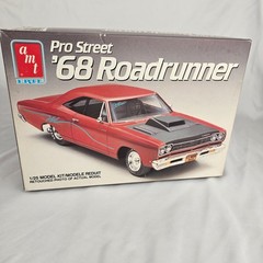 Vintage AMT 1968 Roadrunner Pro Street 1/25 Scale Plastic Model Kit