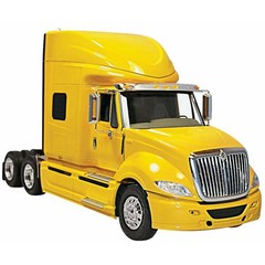 Moebius Models 1301 1/25 International Prostar Plastic Model Kit