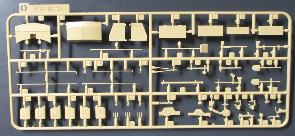 Rye Field Models 1/35th Scale Sturmtiger – Parts Tree O from Kit No. 5012