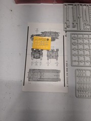 Esci Ertl 1/72 Scale Kit 8343 German Sd Kfz 251/7 Pioneer Vehicle Open Box