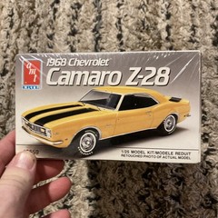 AMT1:25 1968 CHEVY Camaro Z-28 KIT #6559 (1989 edition)