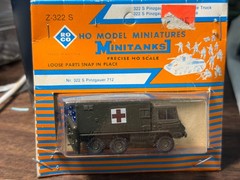 Roco mintanks Z-322 Pinzgauer 712 Ambulance Lima35 original 1/87