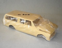 R&R Vacuum Craft 1972 Chevrolet Suburban 1/25 Resin kit