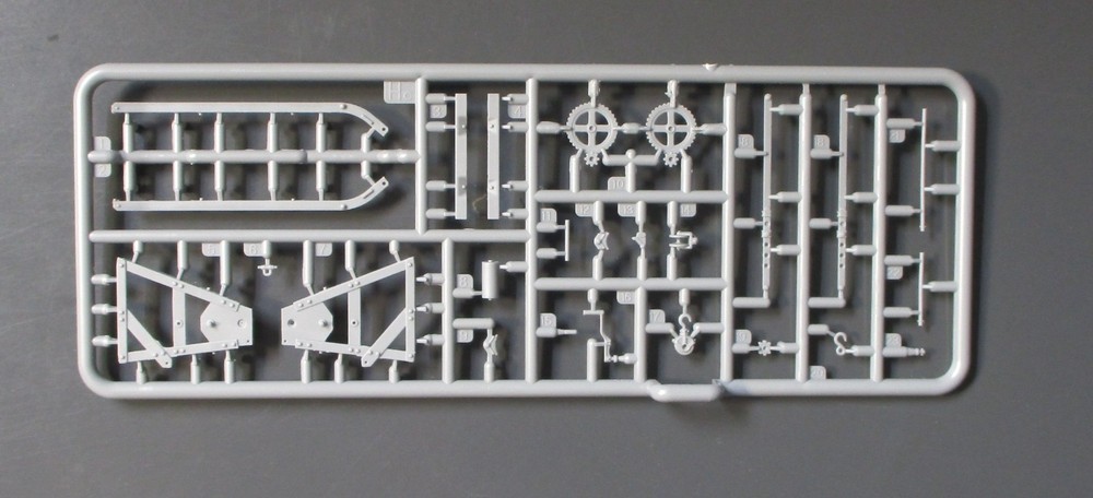 Miniart 1/35th Scale US Tow Truck G506 – Parts Tree Hc from Kit No. 38061