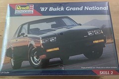 Revell Monogram 87 Buick Grand National 1/24 Street Burner series 1997 Model Kit
