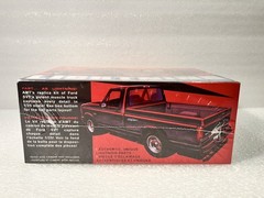 NEW IN SEALED BOX: AMT 1/25-Scale 1994 Ford F-150 SVT Lightning Model Kit
