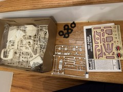 Revell 1950 Ford Custom Pickup Monogram Model Kit 1/25 Sealed 85-2494