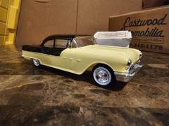 Johan X-el 1955 Pontiac 2 Door Sedan vintage Promo model