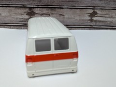 AMT Rescue 911 Ambulance Van Plastic Model Parts Builder Junkyard