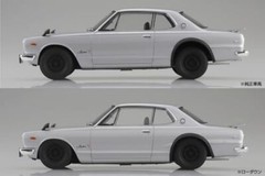 AOSHIMA 1/24 KPGC10 Skyline HT 2000GT-R 1970 Silver Pre-Colored Model Kit