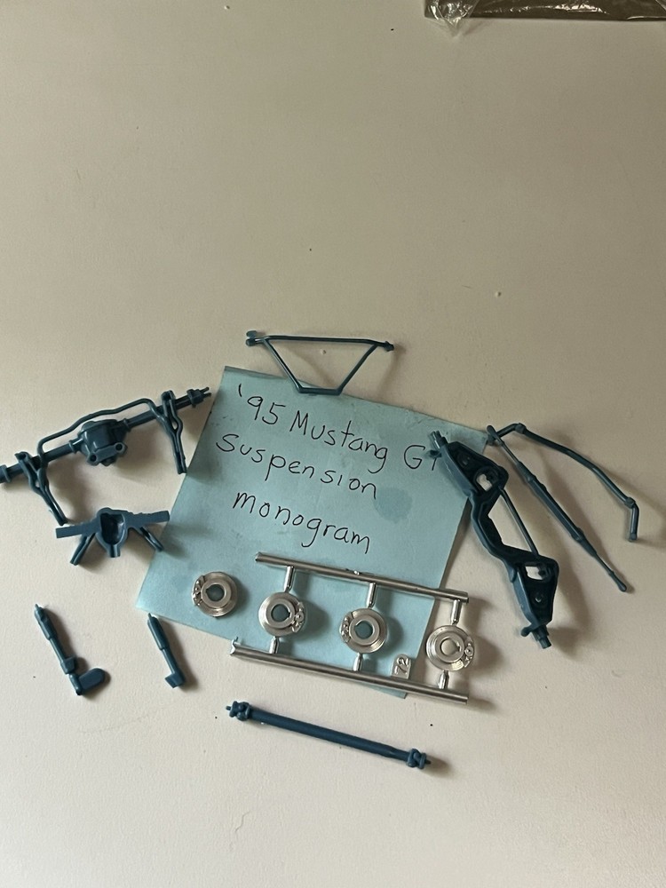 1/25 Scale ’95 Mustang GT Suspension Parts Lot From Monogram
