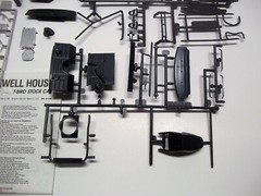 DONOR CHASSIS #4 – NASCAR FORD STOCK CAR CHASSIS KIT – NO WHEELS – DK BLUE- 1/24