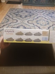 Dragon 6360 Pz.Kpfw.1V Ausf.F2 (G) 1/35 Scale Model Kit
