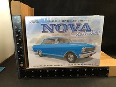 Moebius 1965 Chevrolet Chevy II Nova Resto Mod 1:25 Scale Model Kit 2323