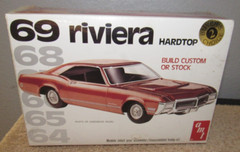 1964 65 66 67 68 69 Buick Riviera Skill Level 2 Model Kit Car SEALED AMT 1996