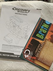 Discovery Mindblown Model Engine Kit with Moving Motor Parts and Led Lights