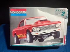 1/24 MONOGRAM 66 CHEVROLET CHEVELLE MALIBU SS PRO STREET RED MODEL KIT OPEN B10