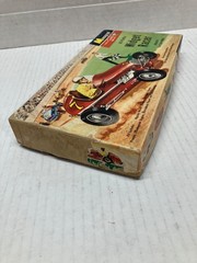 VINTAGE ORIGINAL 1956 MONOGRAM 1/25 SCALE PC-1 MIDGET RACER JUNKYARD PARTS KIT