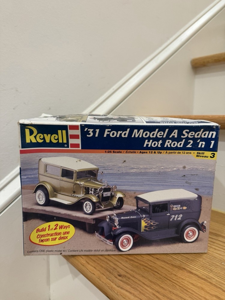 Revell 85-2169 – 1931 Ford Model A Sedan Hot Rod 2 ‘in 1 kit Parts