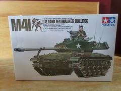 TAMIYA Mod3l 1:35 Kit M41 WALKER BULLDOG TANK 35055 NEW SEALED