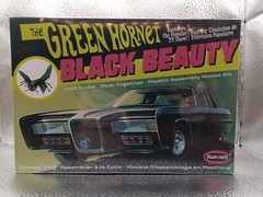 Green Hornet’s – BLACK BEAUTY 1:32 Scale Model Polar-Lights Model Kit