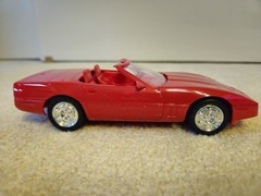 DEALER PROMO ERTL 6044 1990 CORVETTE CONVERTIBLE BRIGHT RED NEW “SPECIAL PRICE”
