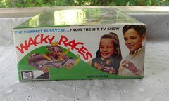 MPC Wacky Races Model Kit Compact Pussycat W/ Penelope Pitstop MIB 1:25 Scale
