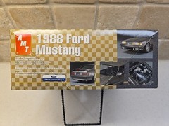 AMT, 1988 Ford Mustang GT, 1/25 scale, kit #31736 !!Sealed Inside!!