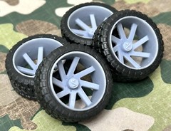 Resin 24-in. “Arkon Lincoln” Truck wheels with 32 in. offroad tires ,1/24,1/25