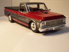 BUILT AMT/ROUND2 1972 Chevy Fleetside Longbed Pickup