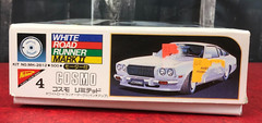 OPEN BOX Nichimo Model Kit WHITE ROAD RUNNER MARK II COSMO AP Motorized 1/28 JPN