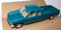 AMT Ertl 1993 Chevrolet C-1500 Extended Cab Promo Teal green 8130 1/25