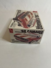AMT 1968 Chevrolet Camaro Z-28 Issued 1999 Looks Complete 1:25 Model Kit 6559