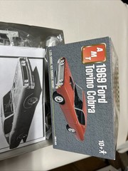 AMT 1:25 69 FORD TORINO COBRA MODEL KIT