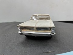 C10 AMT 1963 Pontiac Bonneville Hardtop Annual built model 1/25 McM.