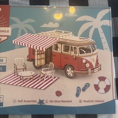 ROKR Vintage Volkswagen Red Camper Van Model Kit 1:14 Scale New Unopened